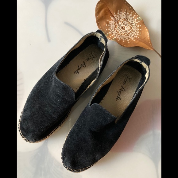 Free People Shoes - Free People Black Suede Leather loafers flats size 7